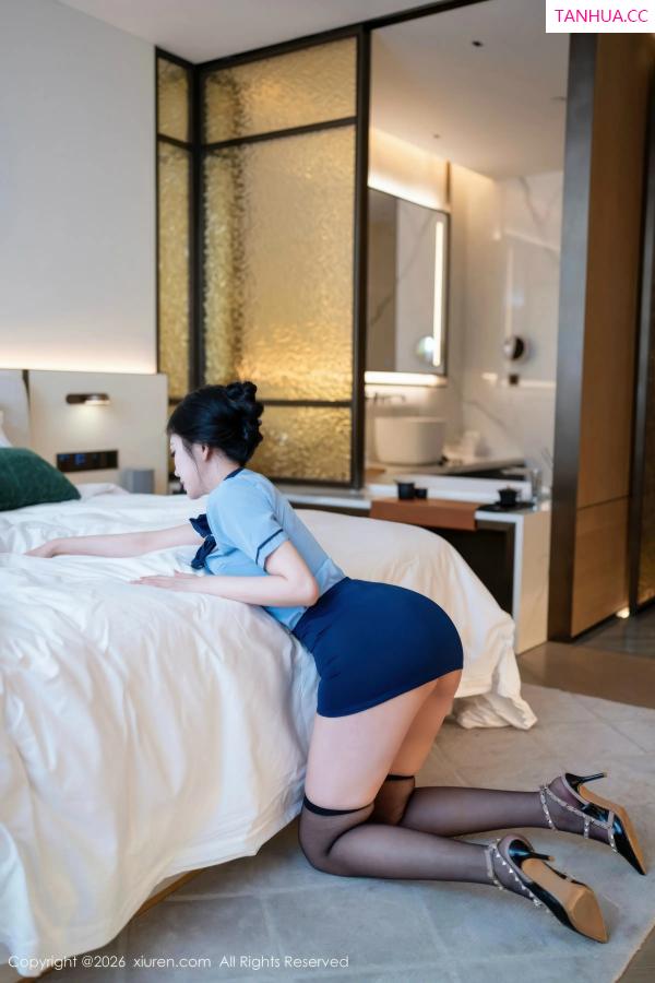   [XiuRen]高清写真图 2026.01.22 No.11259 诺诺子 性感OL第12张图片